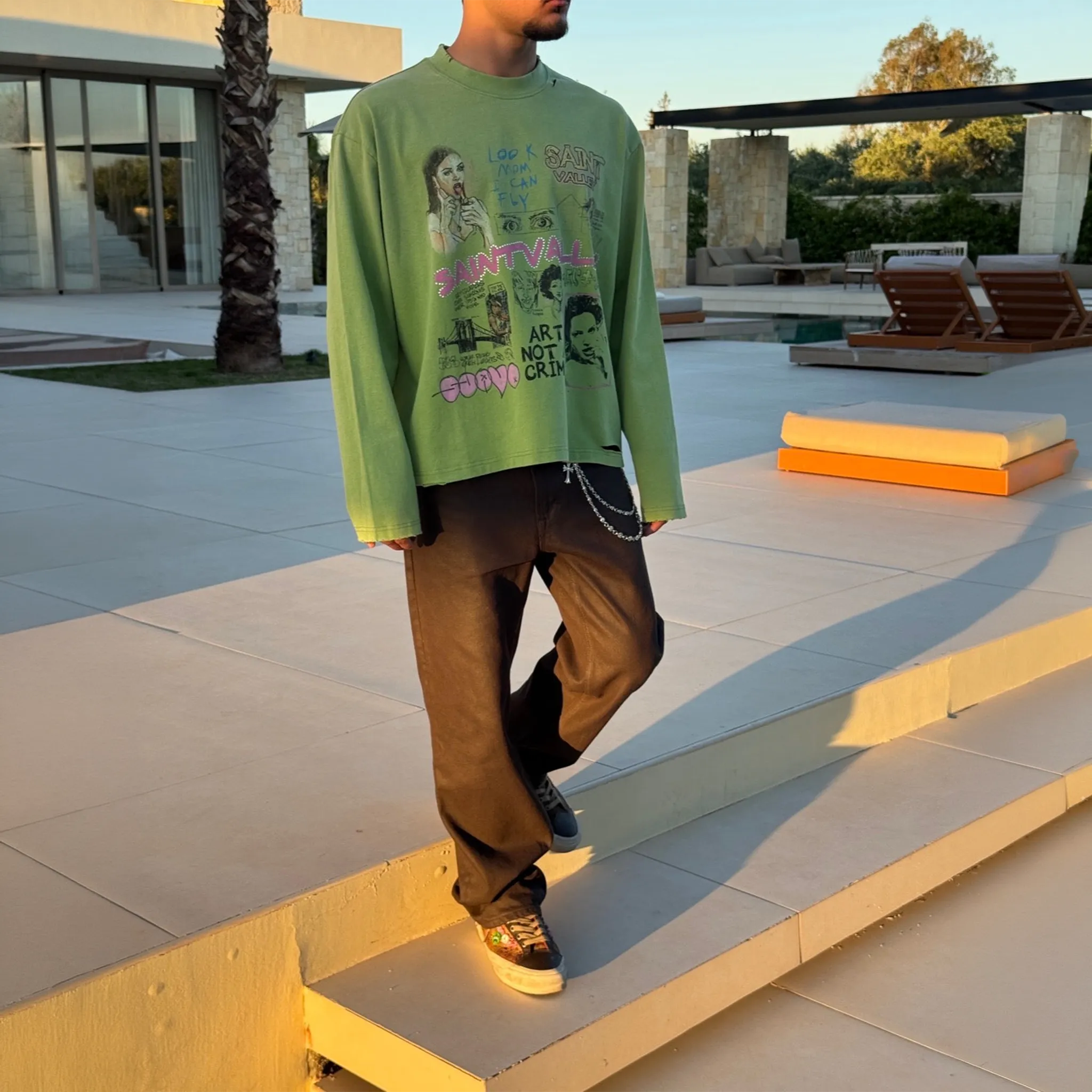 Front Side View of Suavo World Mom L/S Green T-Shirt